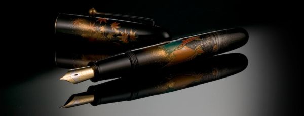 Namiki's 18-karat Gold Nib Pen: Maki-e Emperor Butterfly and Chrysanthemum