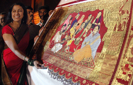 Worldâ€™s Most Expensive Sari Costs Rs40 lakh, To Enter Guinness Record