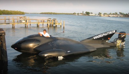 $500,000 SeaPhantom: A PowerBoat-Aircraft Hybrid