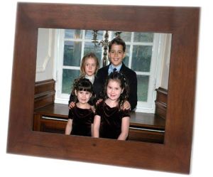 SmartParts to Unveil World’ Largest Digital Photo Frame at CES 2008