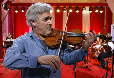 Maxim Viktorov Inks $3.54 million Deal For Guarneri Violin: Sotheby’s
