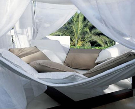 Cocoon Hammock,  luxury outdoor hammock, modern and contemporary outdoor furniture