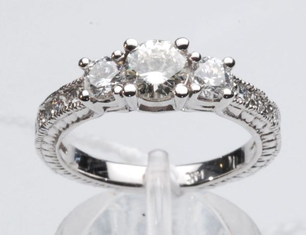 diamond-engagement-ring-11 Twosome Awesome: Platinum diamond-Studded Rings