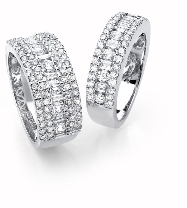 diamond-engagement-ring-2 Twosome Awesome: Platinum diamond-Studded Rings
