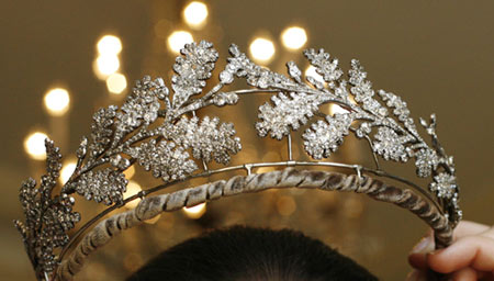 tiara Sotheby’s To Hold Jewelry Auction In Geneva