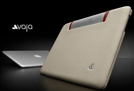 The ivolution: MacBook Air Leather Case From Vaja