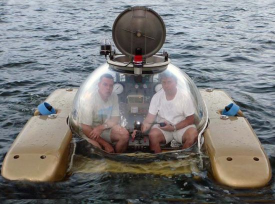 Incredible Submarines lets you submerge in style