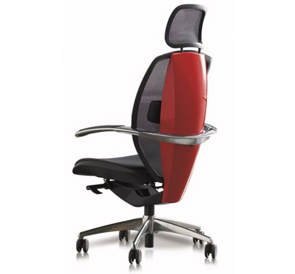 Deluxe Aresteline Xten Chair by Pininfarina Invites Elite CEOs
