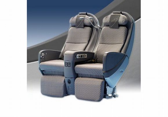 JAL Sky Shell Seat: Comfort in a Classy Shell