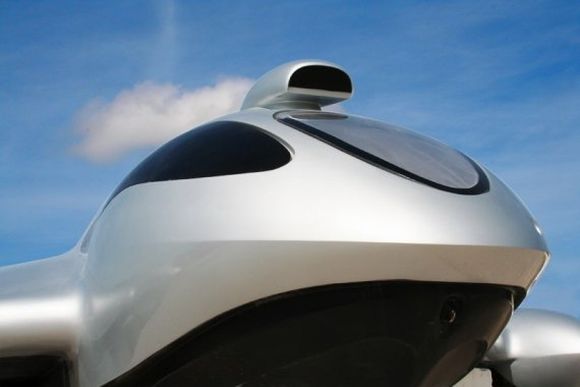 SeaPhantom: Maritime Flight Dynamics designs an imperious glider on water!