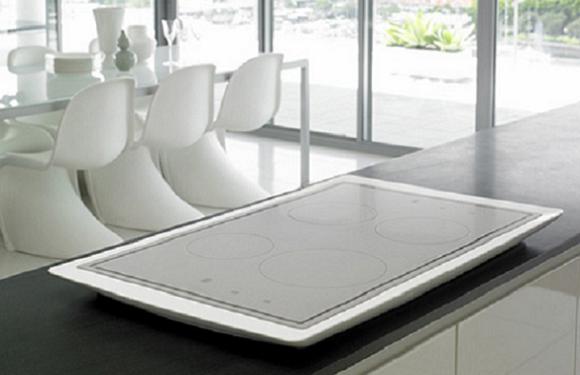 electrolux-aurora-cooktop-illuminated-induction