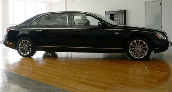 maybach-62s-landaulet-on-ebay The Most Luxurious Car Ever