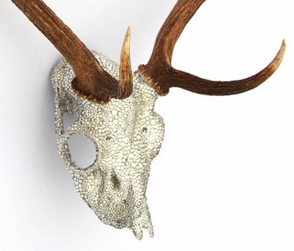 skull-swarovski-2