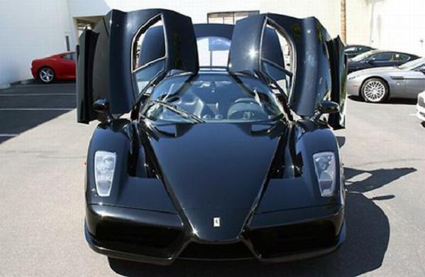 black-enzo-ferrari