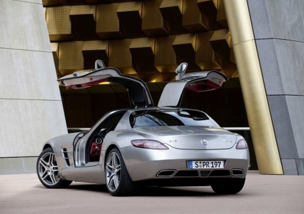 mb-sls-amg-gullwing_07_0