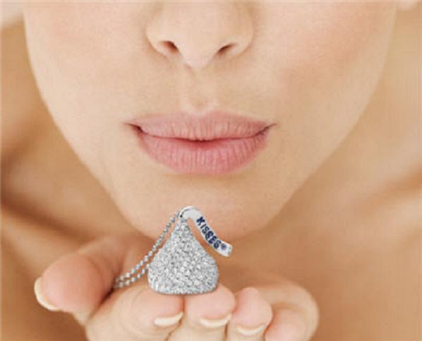 hersheys_kiss_jewelry_kiss