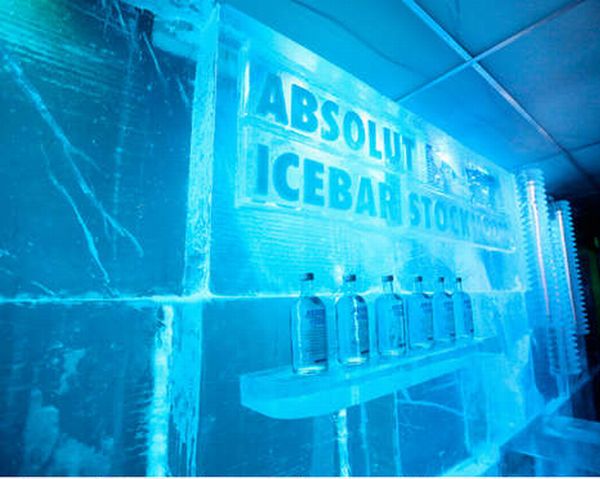 absolut-icebar-1