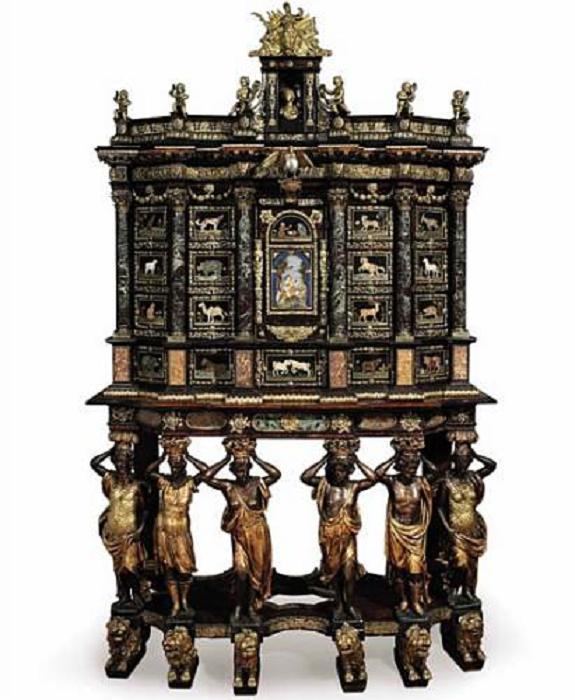 thecuccicabinet