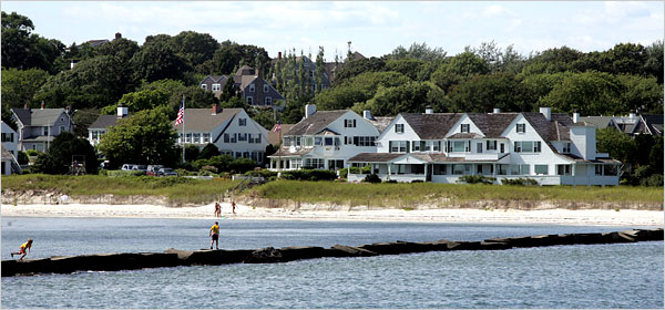 kennedy compound Elite Estate: Kennedy Family's Famed Hyannisport Compound 