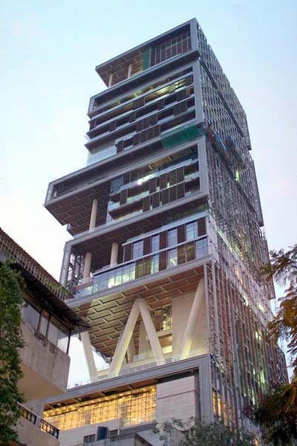 mukesh ambani house Elite Estate: World’s Most Expensive Home Costs $1 Billion, built by Indian Businessman in Bombay