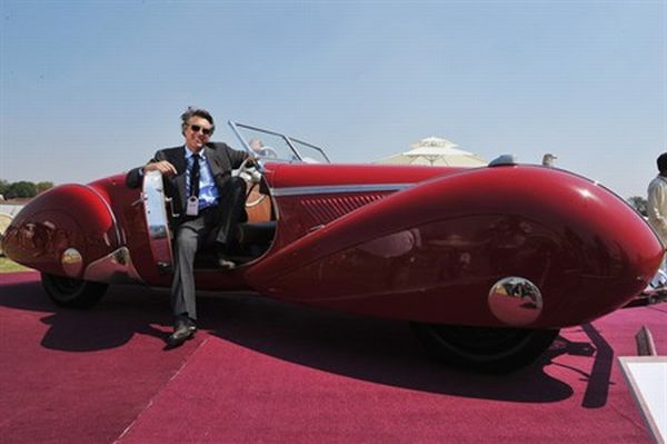 Concours dElegance 2011 Vintage Cars In India Get A Royal Treatment With The