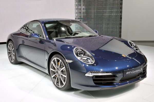 Besides these fabulous features the 2012 Porsche Carrera S will also bring