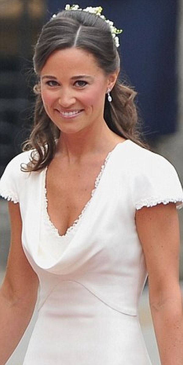 alexander mcqueen Pippa Middletowns Royal Wedding Dress Goes on Sale for