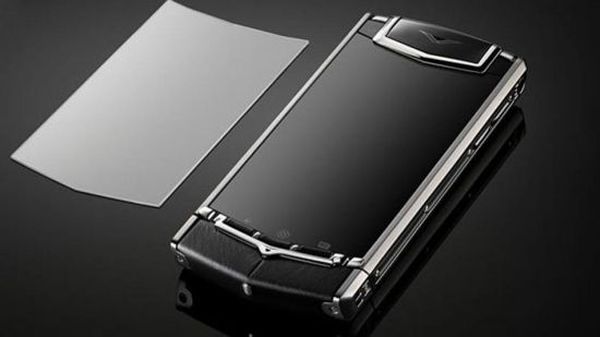 Vertu Ti Powered by Android