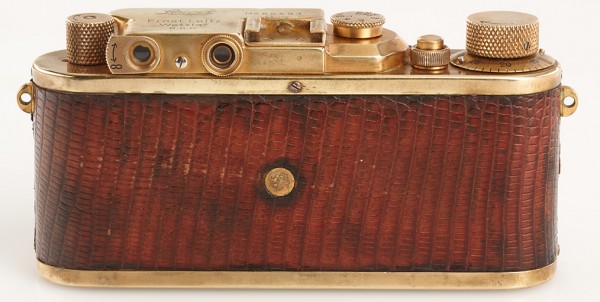 gold-plated-luxus leica camera 