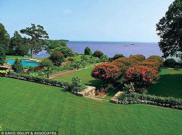 Garden on the Property is Maintained by New York Botanical Gardens.