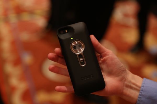 iPhone Case with Thermal Imaging Camera