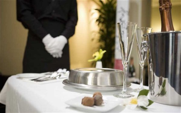 Room Service in Luxury Hotels