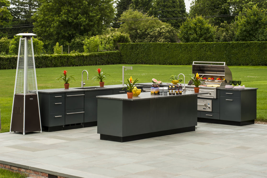Why You Should Consider Getting an Outdoor Kitchen